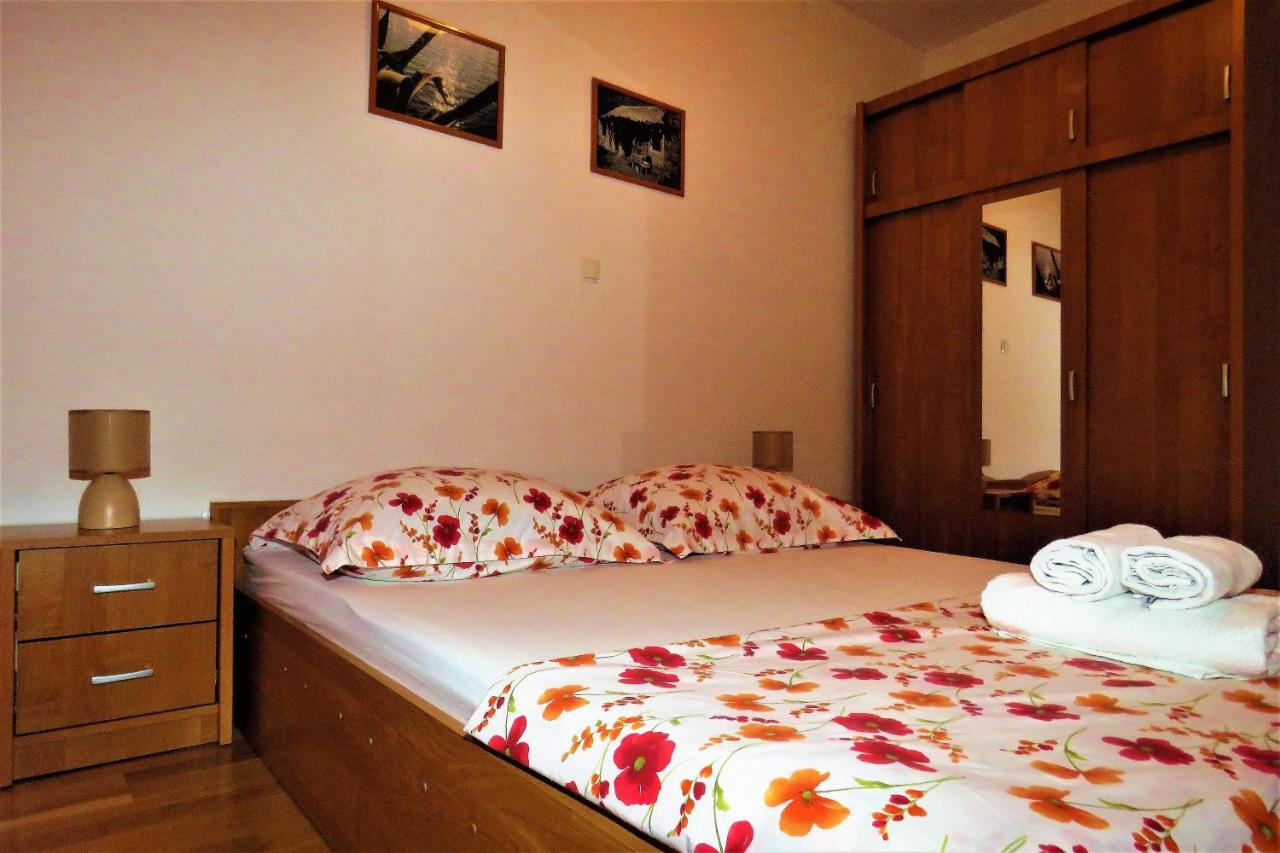 Apartment West Makarska Esterno foto